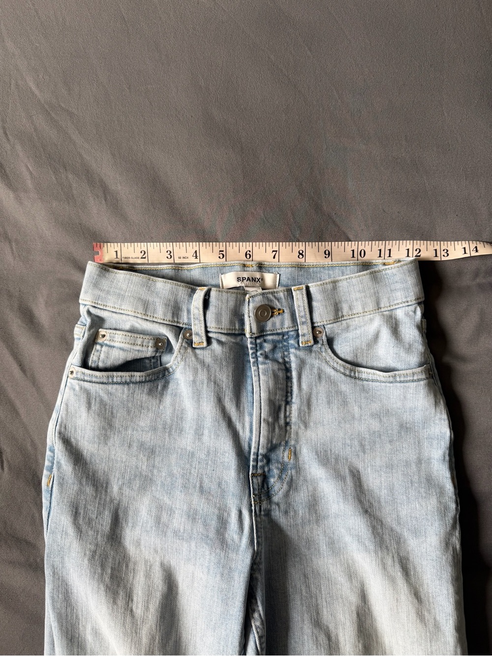 SPANX Lightwash Blue Shaping Denim Slim Straight Leg Jeans size 2 EUC - Picture 9 of 11